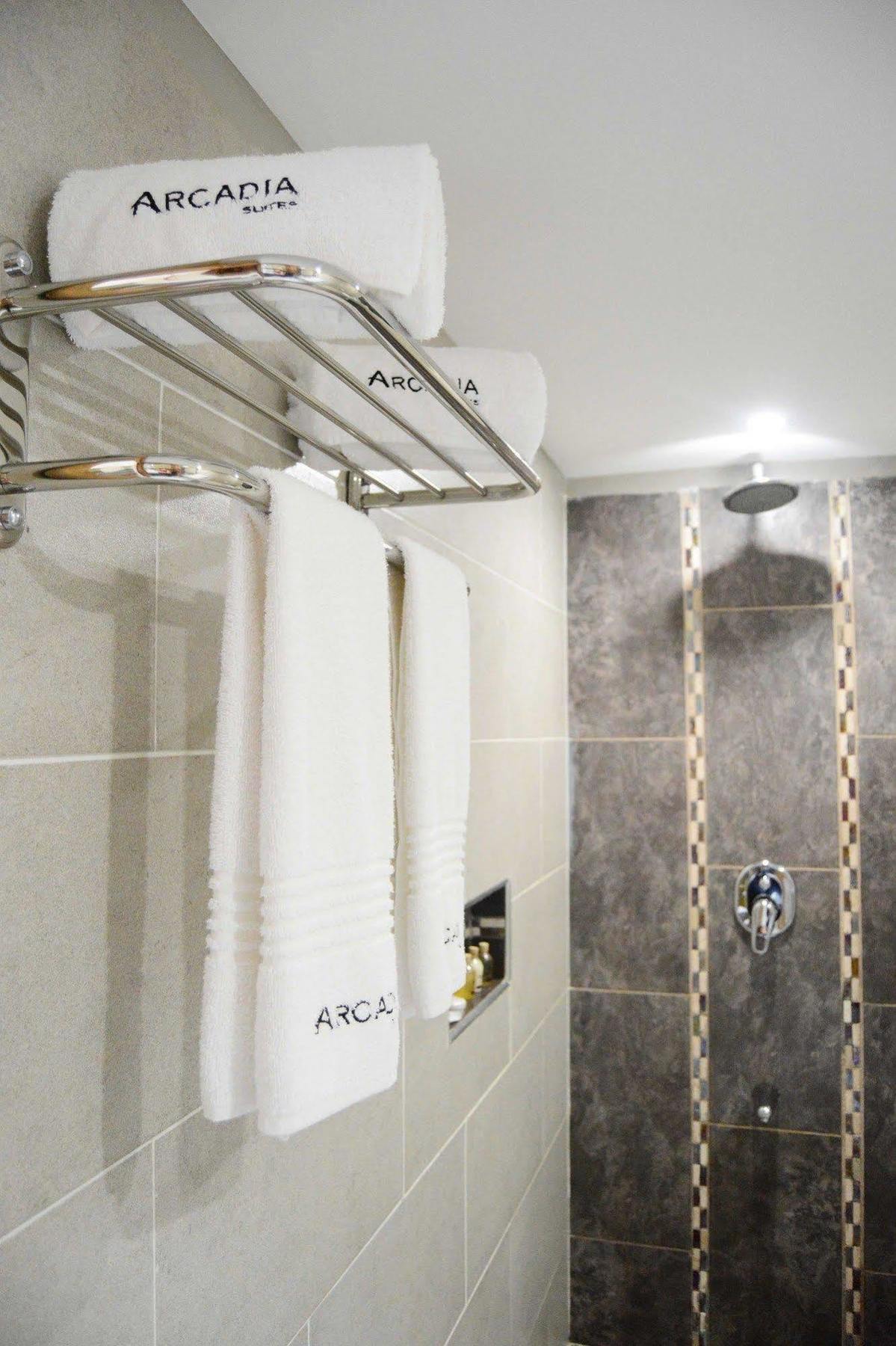 Arcadia Suites - Kampala Exteriör bild